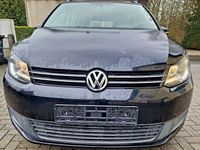 Gebraucht VW Touran Trendline 105 PS (77 kW) 2011 Schwarz Van / Kleinbus