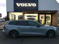Usata Volvo V60 Plus 197 CV (144 kW) 2025 Grigio Station wagon