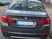 Gebraucht BMW 520 184 PS (135 kW) 2012 Braun Limousine