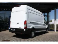 Gebraucht Ford Transit Trend 131 PS (96 kW) 2025 Frozenweiß Van