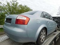 Gebraucht Audi A4 131 PS (96 kW) 2001 Blau Limousine
