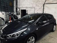 Gebraucht Kia Ceed 100 PS (73 kW) 2015 Grau Kleinwagen