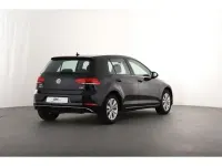 Gebraucht VW Golf VII Comfortline 110 PS (80 kW) 2017 Schwarz Limousine