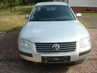 Gebraucht VW Passat Trendline 102 PS (75 kW) 2000 Silbermetallic Limousine