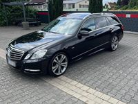 Gebraucht Mercedes E350 Avantgarde 265 PS (194 kW) 2011 Schwarz Kombi