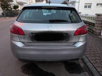 Gebraucht Peugeot 308 Active 131 PS (96 kW) 2018 Grau Limousine