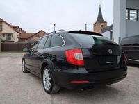 Gebraucht Skoda Superb 140 PS (102 kW) 2013 Schwarz Kombi