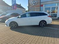 Gebraucht Toyota Auris Hybrid Plus 136 PS (100 kW) 2018 Schneeweiß