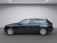 Gebraucht Audi A4 Design 163 PS (119 kW) 2023 Mythosschwarz Kombi