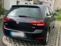 Second-hand VW Golf VII Trendline 110 CP (80 kW) 2017 Negru Hatchback