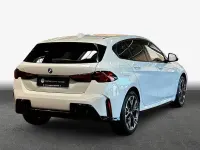 Neu BMW 116 Sport Line 122 PS (89 kW) 2026 Weiß Kleinwagen