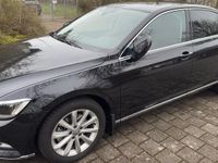 Gebraucht VW Passat 190 PS (139 kW) 2019 Violet Limousine