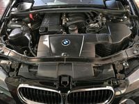Gebraucht BMW 120 122 PS (89 kW) 2010 Schwarz Kleinwagen