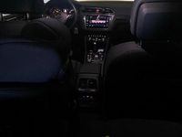 Gebraucht VW Tiguan Highline 180 PS (132 kW) 2017 Grau SUV