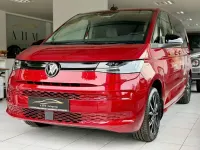 Gebraucht VW Multivan R 204 PS (150 kW) 2023 Fortanarot Van / Kleinbus