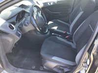 Gebraucht Ford Fiesta Celebration 80 PS (58 kW) 2017 Grau Kleinwagen
