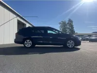 Gebraucht VW Golf VIII Life 150 PS (110 kW) 2022 Blau Kombi