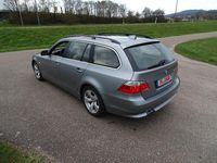 Gebraucht BMW 530 218 PS (160 kW) 2004 Silber Kombi