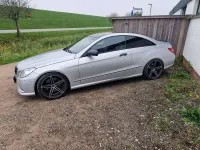 Używany Mercedes E500 Edition 387 KM (284 kW) 2010 Srebrny Coupe