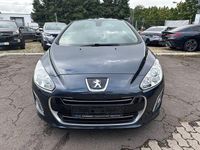 Gebraucht Peugeot 308 CC Active 156 PS (114 kW) 2011 Blau Cabrio