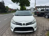 Gebraucht Toyota Verso Executive 147 PS (108 kW) 2013 Weiß Van / Kleinbus