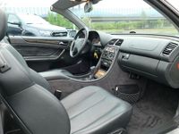 Gebraucht Mercedes CLK200 163 PS (119 kW) 2002 Silber Cabrio