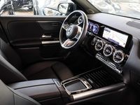 Gebraucht Mercedes EQA350 Progressive 214 kW (292 PS) 2024 Metalliclack kosmosschwarz SUV