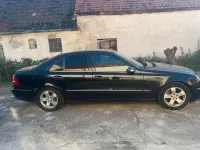Gebraucht Mercedes E320 204 PS (150 kW) 2004 Schwarz Limousine
