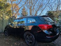 Gebraucht Opel Astra 140 PS (102 kW) 2011 Schwarz Kombi