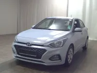 Gebraucht Hyundai i20 Trend 101 PS (74 kW) 2019 Weiß Kleinwagen