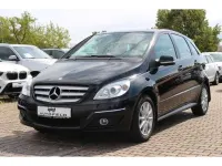 Gebraucht Mercedes C180 156 PS (114 kW) 2010 Silber (metallic) Kombi