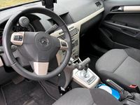 Gebraucht Opel Astra 105 PS (77 kW) 2007 Silber Kombi