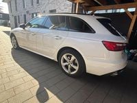 Używany Audi A4 S-Line 190 KM (139 kW) 2019 Biały Kombi