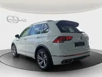 Gebraucht VW Tiguan R-line 150 PS (110 kW) 2023 Weiß SUV