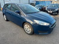 Gebraucht Ford Focus Trend 116 PS (85 kW) 2015 Blau Kombi