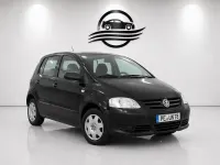 Gebraucht VW Fox Basis 60 PS (44 kW) 2011 Schwarz Kleinwagen