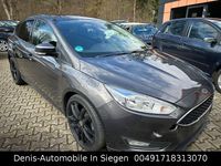 Gebraucht Ford Focus Business Edition 101 PS (74 kW) 2015 Grau Limousine