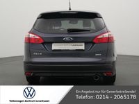Gebraucht Ford Focus Titanium 182 PS (133 kW) 2013 Grau / midnight sky (metallic) Kombi