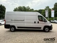Gebraucht Toyota Proace H2 140 PS (102 kW) 2024 Weiss Van / Kleinbus