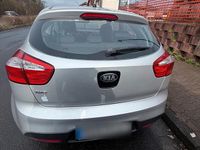 Gebraucht Kia Rio 85 PS (62 kW) 2013 Grau Coupé