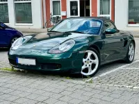 Second-hand Porsche Boxster 220 CP (161 kW) 2000 Verde Cabrio