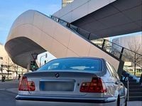 Gebraucht BMW 325 192 PS (141 kW) 2004 Silber Limousine
