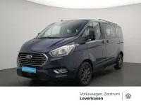 Gebraucht Ford Tourneo Titanium 131 PS (96 kW) 2020 Blazerblau Van / Kleinbus