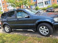 Gebraucht Mercedes ML270 170 PS (125 kW) 2004 Blau SUV