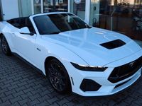 Neu Ford Mustang GT Convertible 446 PS (328 kW) 2026 Oxford white Cabrio