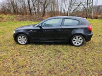 Gebraucht BMW 118 143 PS (105 kW) 2008 Schwarz Kleinwagen