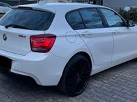 gebraucht BMW 116 D 2.0 AUTOMATIK/XENONLICHT/NAVI