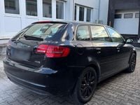 Gebraucht Audi A3 Ambiente 105 PS (77 kW) 2011 Schwarz Kleinwagen