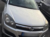 Gebraucht Opel Astra 120 PS (88 kW) 2005 Silber Kombi