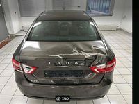 Gebraucht Lada Vesta 106 PS (77 kW) 2019 Grau Limousine